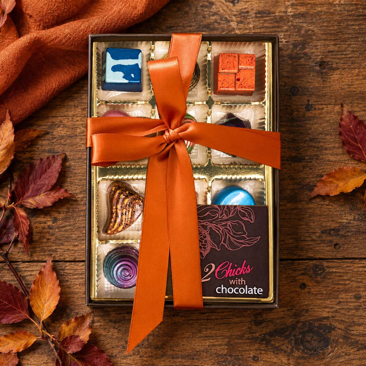 12-Piece Clear Cover Gift Box - 2 Chicks with Chocolate