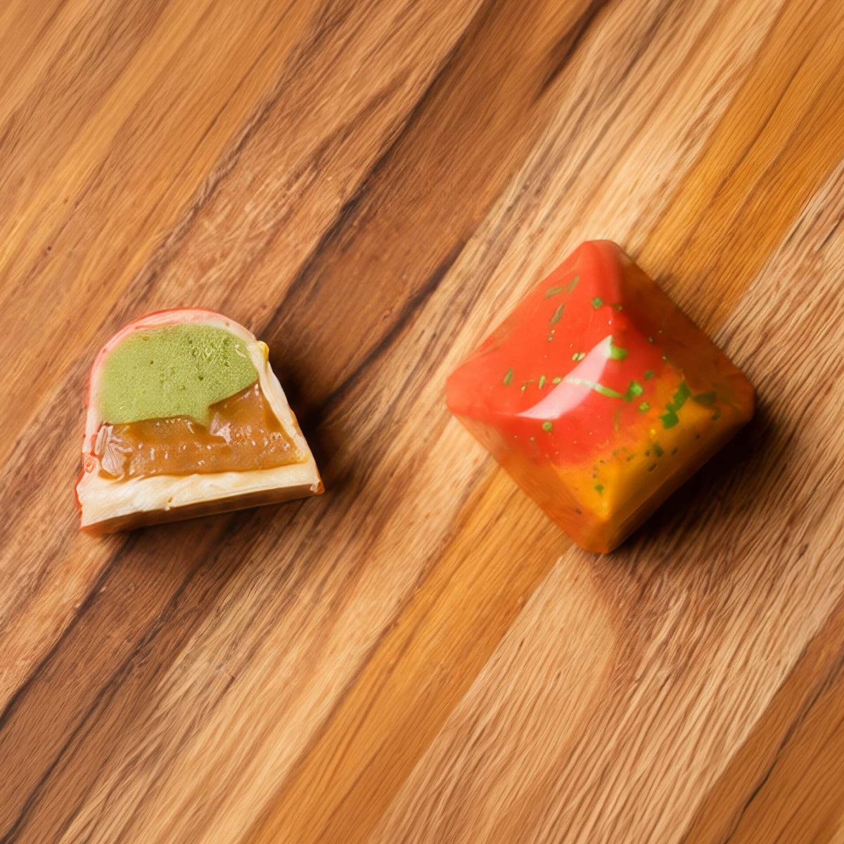 Matcha Mango - 2 Chicks with Chocolate