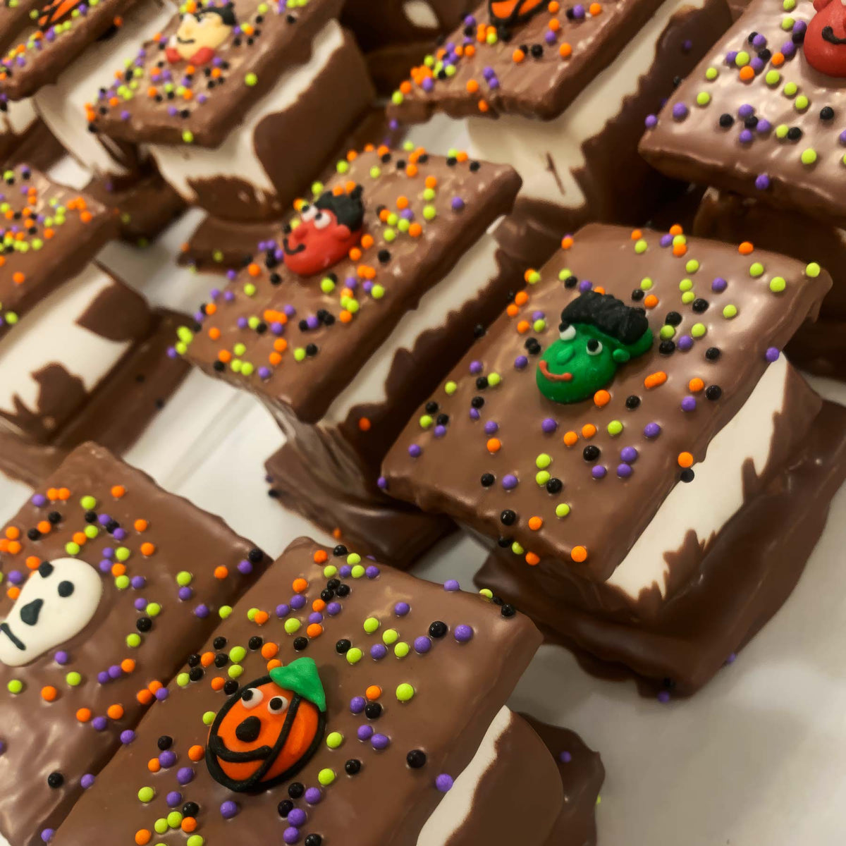 Jumbo Halloween S'more